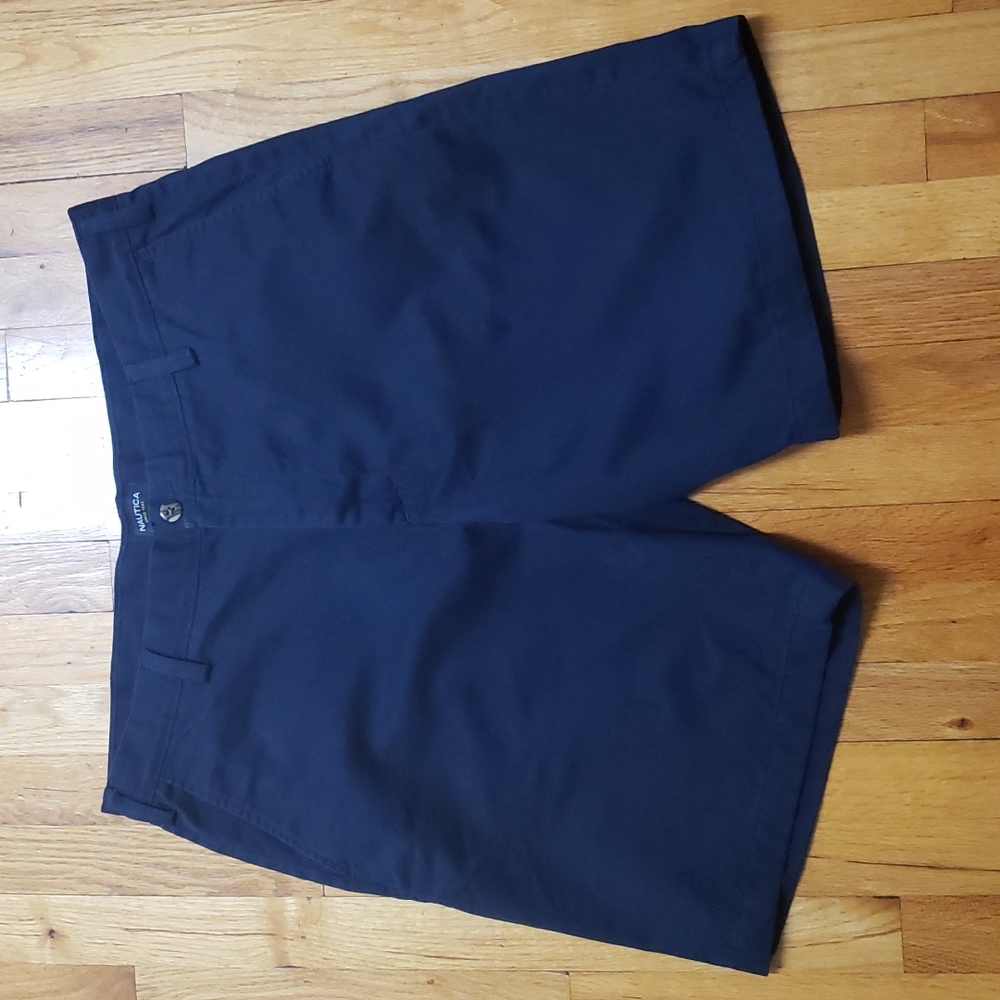 Nautica Flat Front Navy Blue Shorts size 38 EUC!